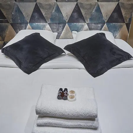 Center Of By Prestige Appartement Parijs